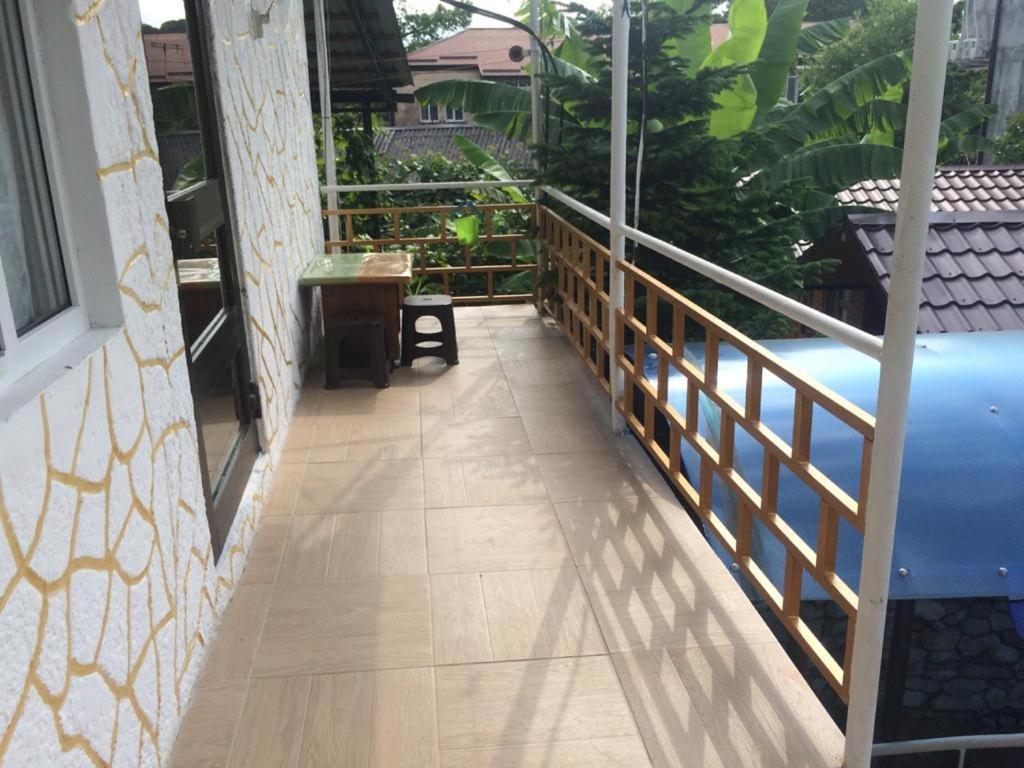 Гостевой Дом У Левы Hotel Gagra Bagian luar foto