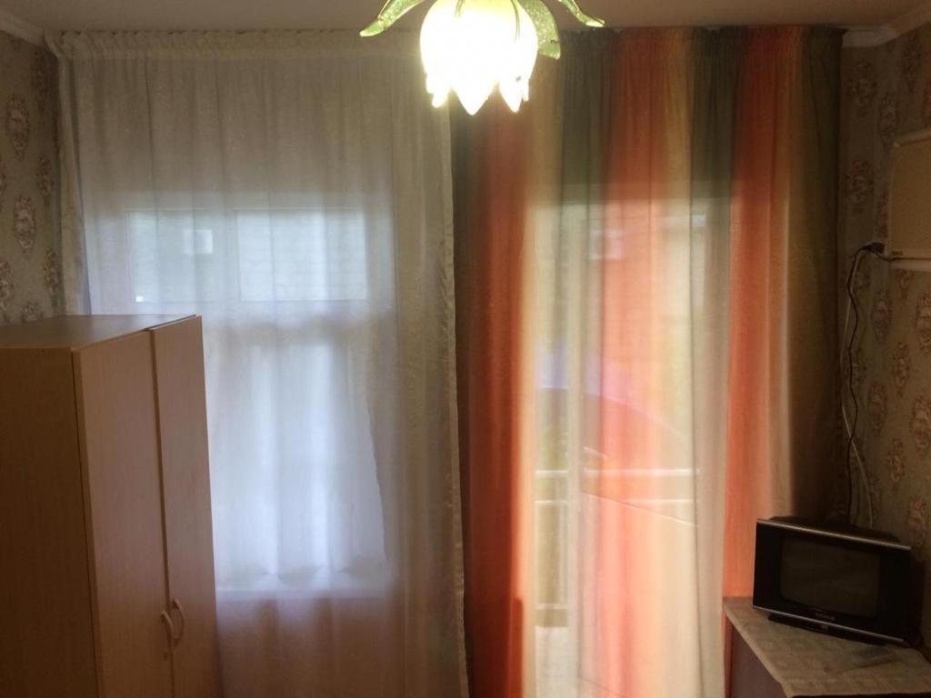 Гостевой Дом У Левы Hotel Gagra Bagian luar foto